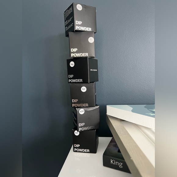 Nailboo®Dip Powders 5 colors + Build Powder - Picture 4 of 4